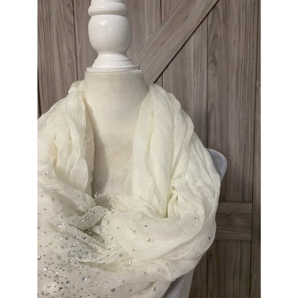 Steve madden cream with rhinestone infinity scarf - Picture 3 of 4